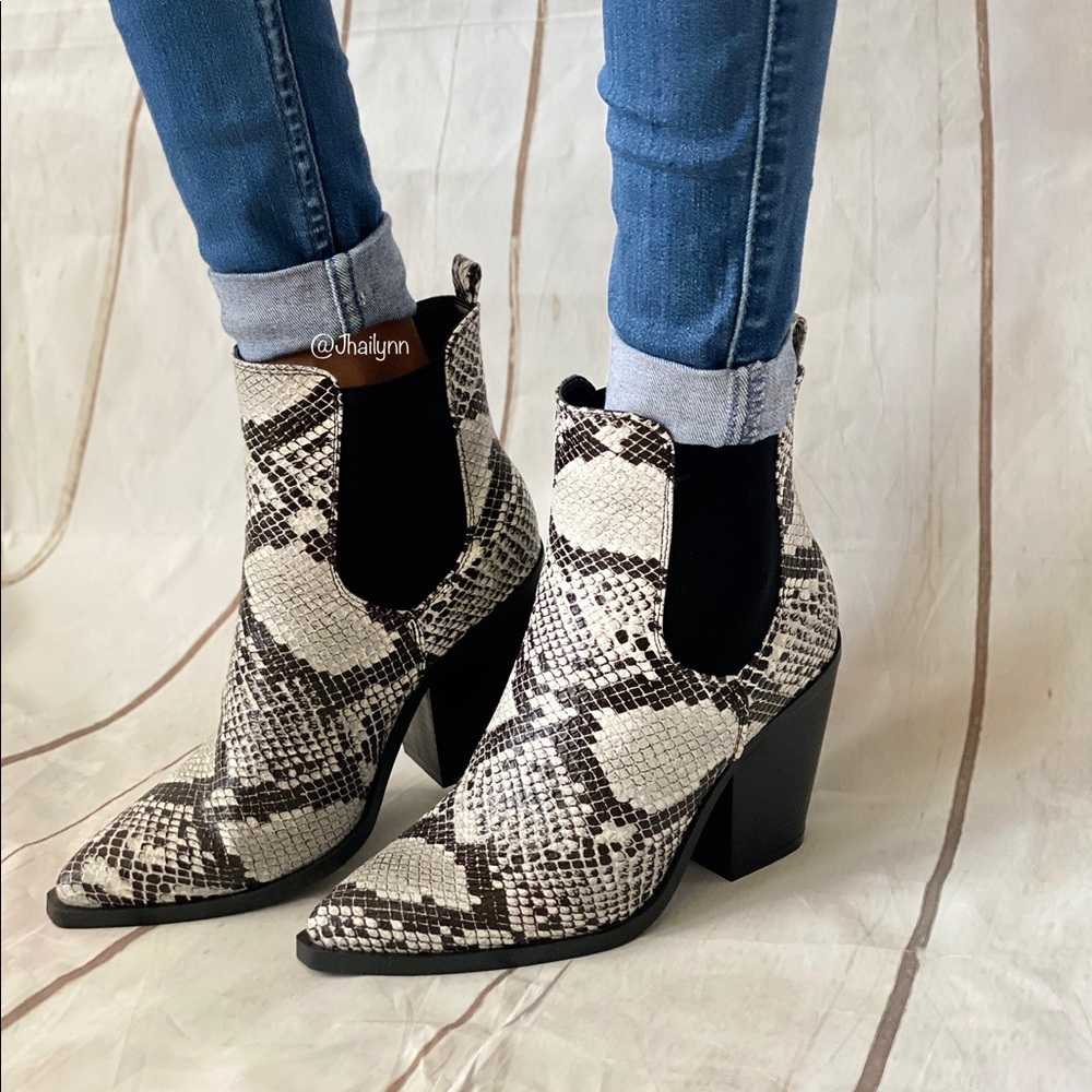 Snake Print Slip on ankle bootie HP/CLOSET CRUSH - Picture 2 of 5